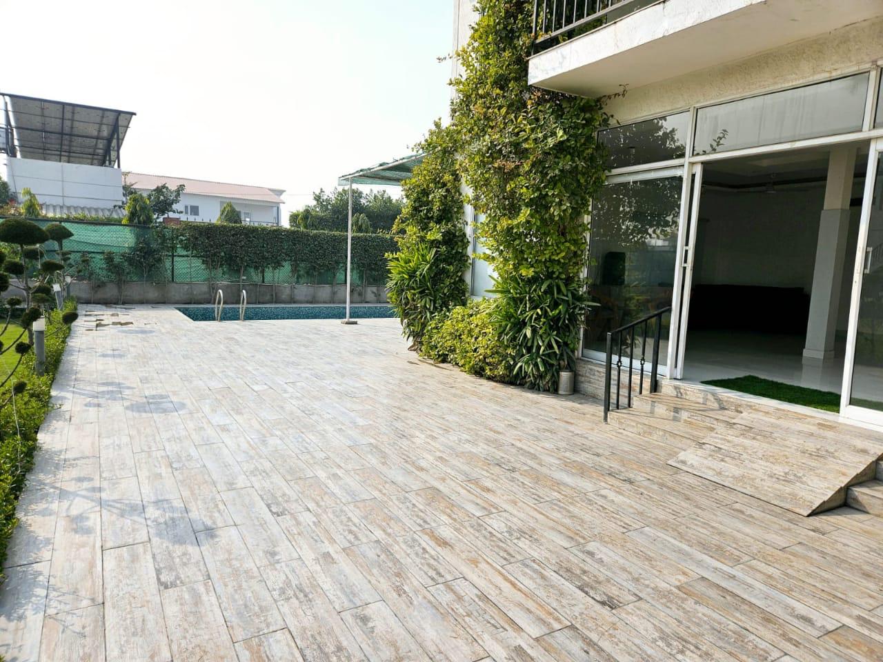 Colonel Farms — luxury farmhouse near Noida